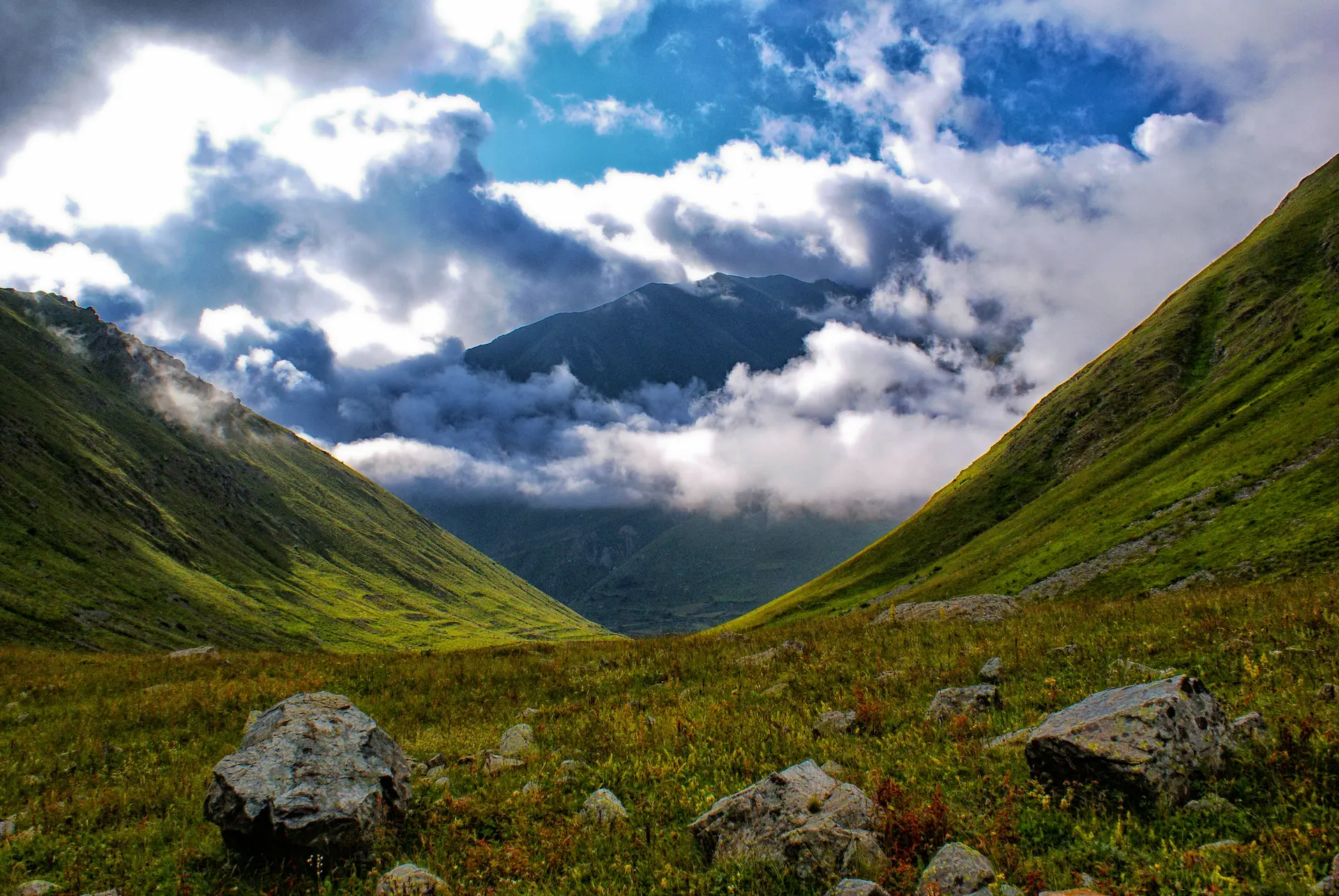 Kaçkar Dağı yamaçları